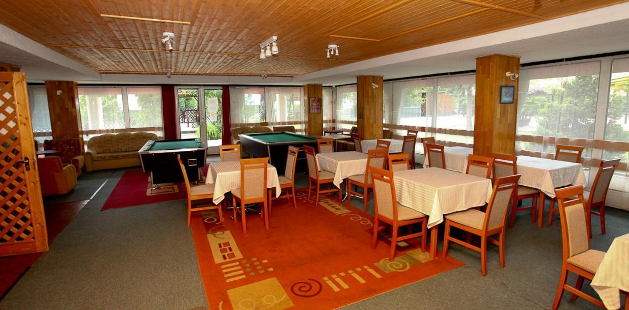 Rev Szallo Balaton Hotel Szantod Exterior photo