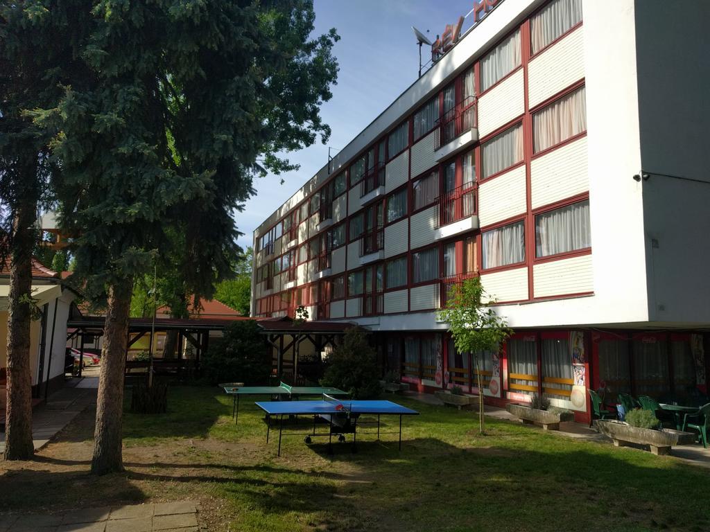 Rev Szallo Balaton Hotel Szantod Exterior photo